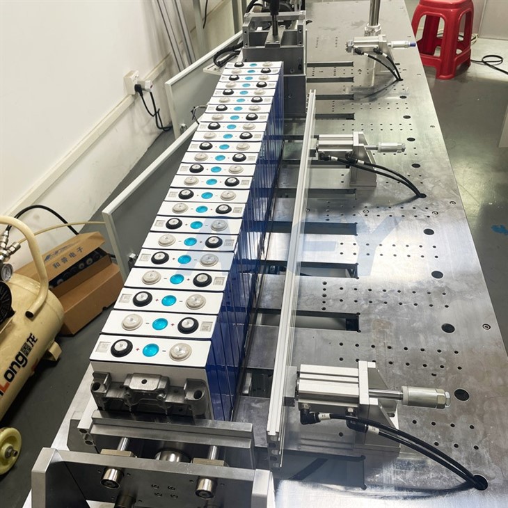 battery pack assembly machine