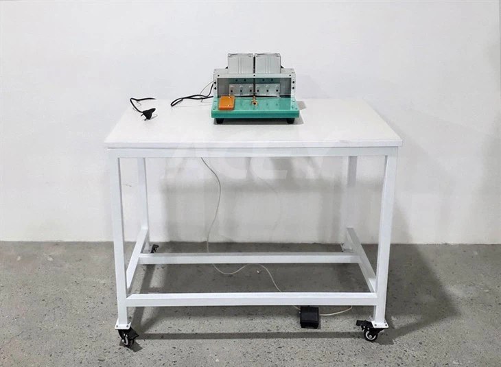 battery tab cutting machine